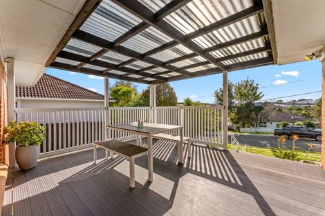Photo of property in 39 Sherwood Avenue, Te Atatu South, Auckland, 0610