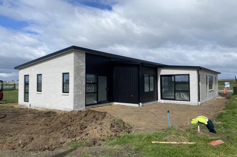 Photo of property in 65 Empire Crescent, Papamoa, 3118