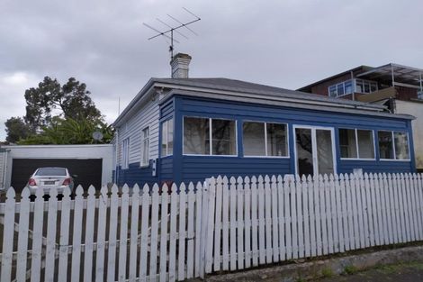 Photo of property in 29 Avenue Road, Otahuhu, Auckland, 1062