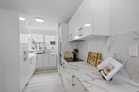 Photo of property in 7/100 Martin Street, Wallaceville, Upper Hutt, 5018