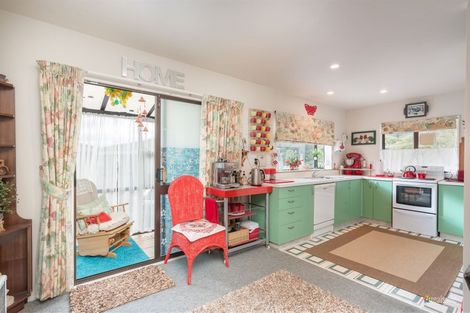 Photo of property in 4/12 Raukawa Street, Stokes Valley, Lower Hutt, 5019