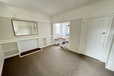 Photo of property in 243 The Terrace, Te Aro, Wellington, 6011