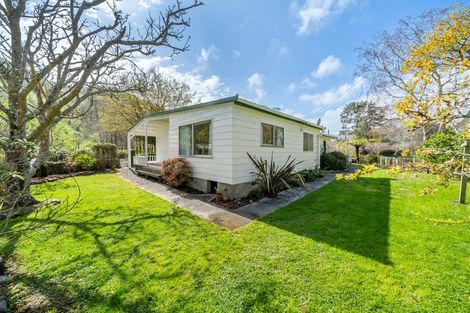 Photo of property in 329a Paekakariki Hill Road, Paekakariki Hill, Porirua, 5381