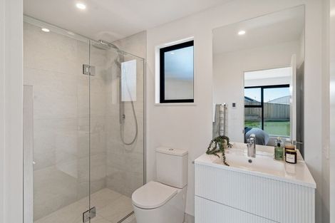 Photo of property in 123 Skibbereen Drive, Halswell, 8025