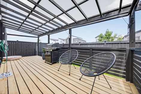 Photo of property in 117 Waekahu Road, Westgate, Auckland, 0814