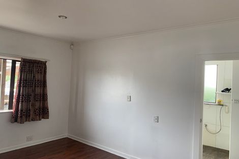 Photo of property in 29 Akarana Avenue, Mount Roskill, Auckland, 1041