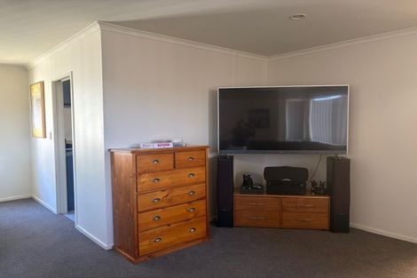 Photo of property in 19 Toomer Place, Beachlands, Auckland, 2018