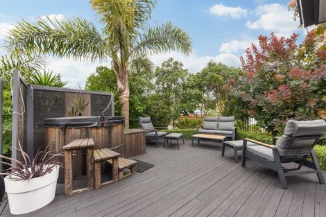 Photo of property in 1/118 Parkers Road, Tahunanui, Nelson, 7011