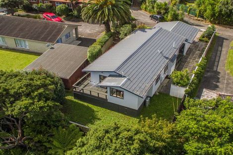 Photo of property in 2/36 Takapu Street, Henderson, Auckland, 0612