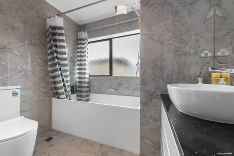 Photo of property in 45 Makora Road, Massey, Auckland, 0614