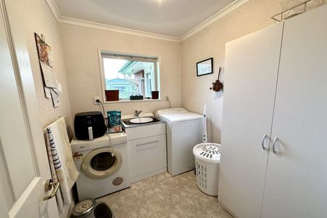 Photo of property in 11 Kakapo Street, Waikiwi, Invercargill, 9810