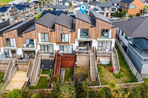 Photo of property in 11a Rockpool Road, Orewa, 0931