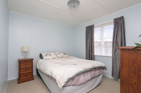 Photo of property in 72 Barraud Street, Dannevirke, 4930