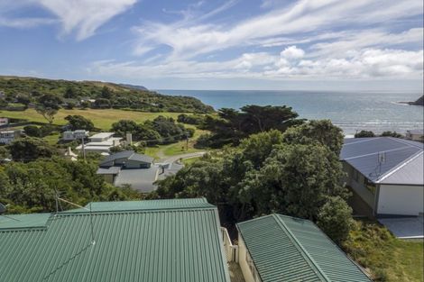 Photo of property in 37a Matatiro Street, Titahi Bay, Porirua, 5022
