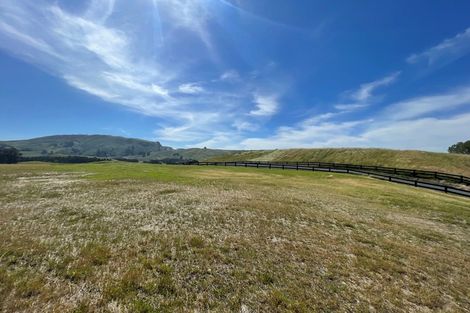 Photo of property in 27 Olsen Place, Kinloch, Taupo, 3385