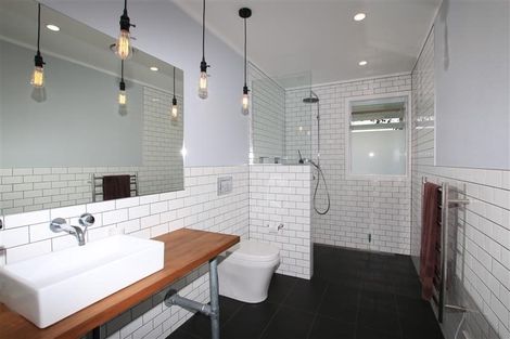 Photo of property in 3/28 West Coast Road, Glen Eden, Auckland, 0602