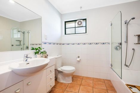 Photo of property in 22 Sunset Parade, Plimmerton, Porirua, 5026