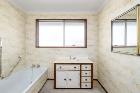Photo of property in 10 Bond Street, Waimate, 7924
