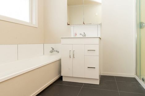 Photo of property in 65 Deanwell Avenue, Melville, Hamilton, 3206