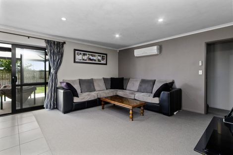 Photo of property in 10 Welwyn Place, Rototuna North, Hamilton, 3210