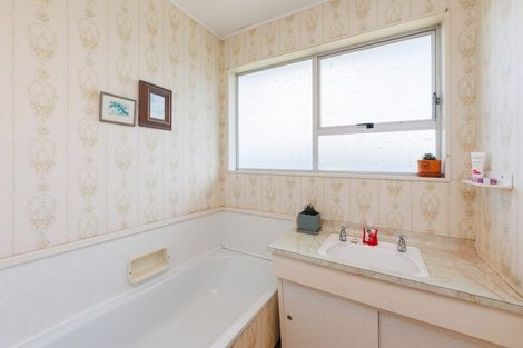 Photo of property in 26 Meadowbrook Drive, Cloverlea, Palmerston North, 4412