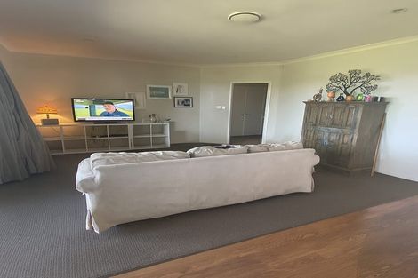 Photo of property in 19 Karoola Place, Havelock North, 4130