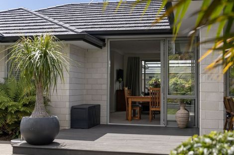 Photo of property in 13 Shoreview Close, Omokoroa, 3114