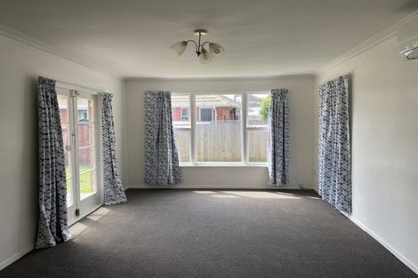 Photo of property in 5 Cheam Street, Dallington, Christchurch, 8061