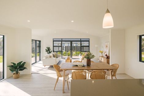 Photo of property in 31 Muhunoa Road East, Ohau, Levin, 5570