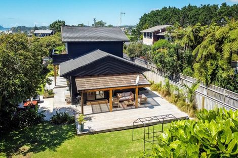 Photo of property in 23 Linda Street, Oakura, 4314