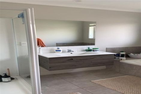 Photo of property in 20 Robley Road, Pyes Pa, Tauranga, 3112