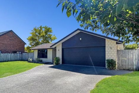 Photo of property in 35 Christobel Circle, Huntington, Hamilton, 3210