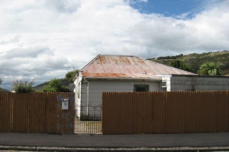 Photo of property in 15 Rollin Street, Heathcote Valley, Christchurch, 8022