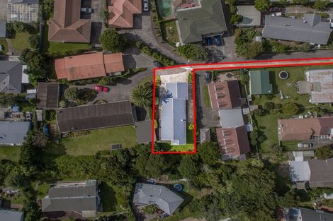 Photo of property in 2/36 Takapu Street, Henderson, Auckland, 0612