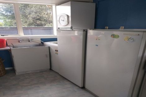 Photo of property in 2 Potters Road, Normanby, Dunedin, 9010