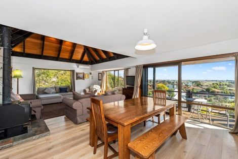 Photo of property in 12 Sedgwick Way, Westmorland, Christchurch, 8025