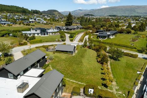 Photo of property in 38 Ridgecrest, Wanaka, 9305