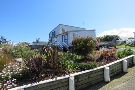 Photo of property in 12 Seascape Lane, Coopers Beach, 0420