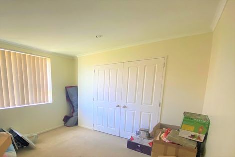 Photo of property in 5 Shah Lane, Mangere, Auckland, 2022