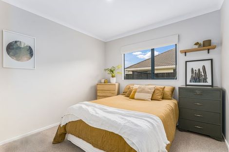 Photo of property in 57 Kapiti Crescent, Titahi Bay, Porirua, 5022