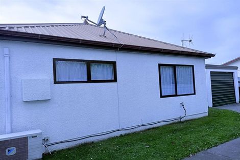 Photo of property in 2/114 Park Road South, Akina, Hastings, 4122