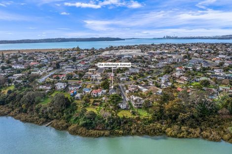Photo of property in 34a Abbotleigh Avenue, Te Atatu Peninsula, Auckland, 0610