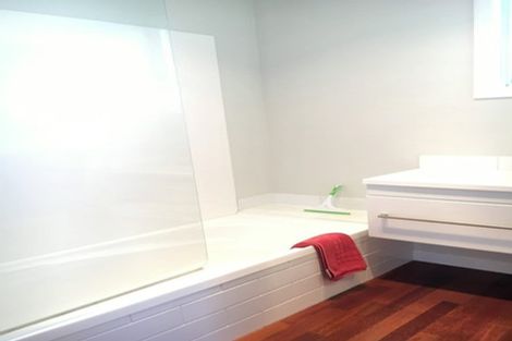 Photo of property in 119a Pioneer Road, Moturoa, New Plymouth, 4310