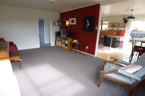 Photo of property in 16 Panzic Place, Glen Eden, Auckland, 0602