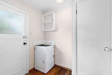 Photo of property in 6b Waikaremoana Place, Pakuranga Heights, Auckland, 2010