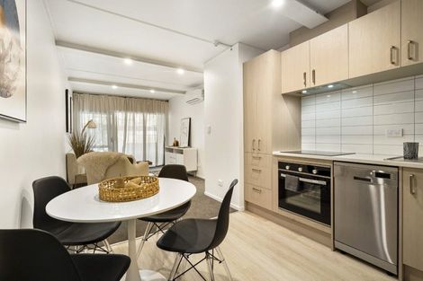 Photo of property in 107/9 East Street, Papakura, 2110