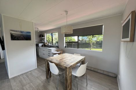 Photo of property in 36 Albatross Road, Red Beach, 0932