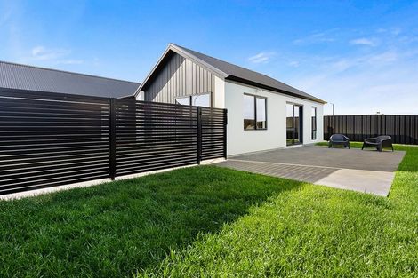 Photo of property in 6/102 Eriksen Road, Te Awa, Napier, 4110