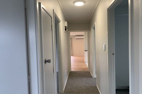 Photo of property in 30 Keegan Drive, Massey, Auckland, 0614