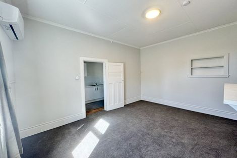 Photo of property in 146 Featherston Street, Palmerston North, 4410